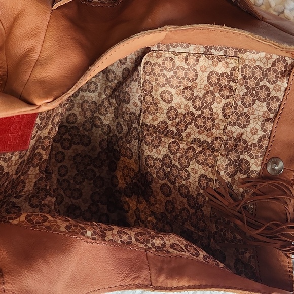 •hobo bag - Picture 8 of 16